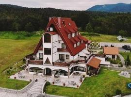Cascada Winnetou，位于Kapela Korenička的酒店
