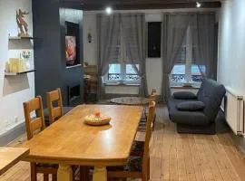 Les Gîtes de Monthermé Le Duplex avec vue sur la Meuse