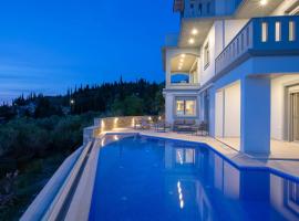 Emilia Villas，位于阿约斯尼奇塔斯的酒店