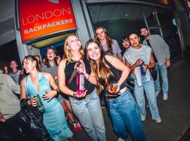 London Backpackers Youth Hostel 18 - 35 Years Old Only，位于伦敦的酒店