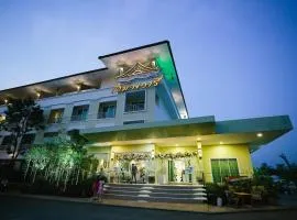 Amphawaree Hotel