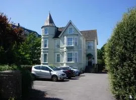 Suite 12 Winterdene
