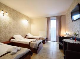 Hotel Bej Tuszyn，位于图申的酒店