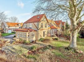 Spacious Cottage Retreat in Sonderborg-By Traum，位于森讷堡的酒店