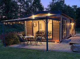 Auszeit am Alfsee, inklusive Dinopark und Indoorspielplatz，位于Rieste的酒店