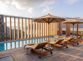 Villa - Vue Mer et Piscine Privée，位于明德卢的酒店