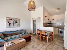 Logement A Nepita splendide vue mer avec piscine