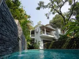 Villa Anjuna By Akama Homes