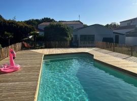 Ile d oléron Vertbois, Villa Bois Piscine et mer，位于Dolus-d'Oléron的酒店