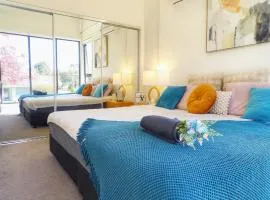 89B - Your Dream Stay Business or Travel Mornings with coffee in Bentleigh