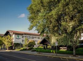 Serrazul Hotel Distributed By Intercity，位于格拉玛多的酒店
