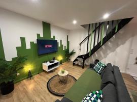 Escapade 6 pers 2 sdb 2wc terrasse parking privée，位于Moulins-lès-Metz的酒店