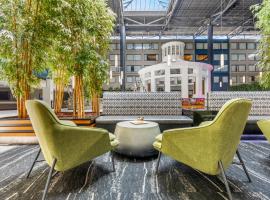 The Armon Stamford Hotel & Conference Center，位于斯坦福德的酒店