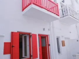 Τhe Red dooR