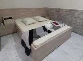 Hotel Caliente