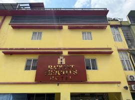 Radiant Heights Hotel by KK Inn，位于安邦的酒店
