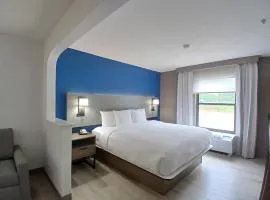 Comfort Inn near Downtown & Blue Ridge PKWY