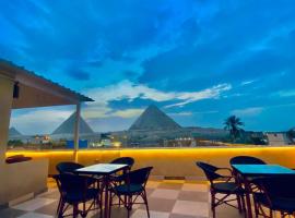 Pyramids Fort Hotel，位于Giza的酒店