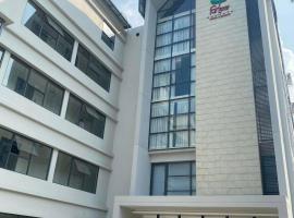 D'more Kuakata Hotel & Resort，位于库亚加塔的酒店