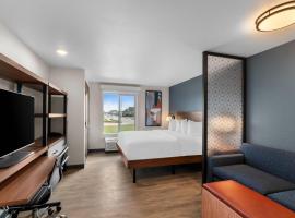 Everhome Suites Bastrop，位于巴斯特罗普的酒店