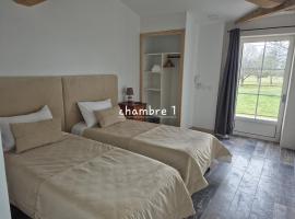 Hôtel & Events du Chateau Lacaze，位于Aiguillon的酒店