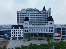 Grand Travello Hotel Bekasi，位于Kedaung的酒店