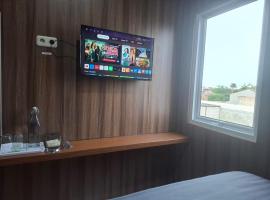 Hotel Ruang Tidur，位于Stasiun Tawang的酒店