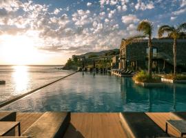 Porto Plomari，位于普洛马里翁的酒店