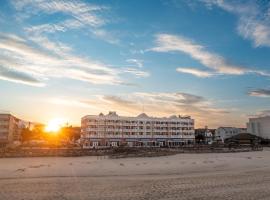 Boardwalk Plaza Hotel，位于柏斯海滩的带热水浴缸的酒店
