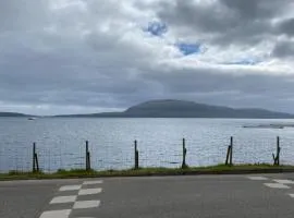 2BR Home with Sea Views and Parking - Tórshavn