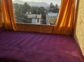 Bungalow Casa Junto al Rio，位于Yanahuara的酒店