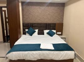 Hotel Emerald，位于Barādiha的酒店