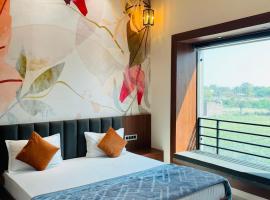Hotel Nakshatra，位于Bhawāni Mandi的酒店
