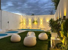 HOTEL PUCARA La Rioja，位于拉里奥哈的酒店