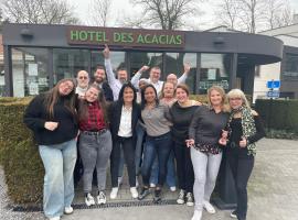 Logis Hôtel Restaurant Des Acacias Lille Neuville en Ferrain，位于讷维尔昂费兰的酒店