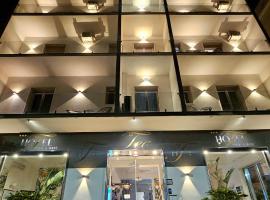 Hotel TEA - Praia a Mare，位于普拉亚·阿马勒的酒店