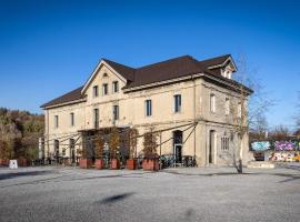 Aare Lodge Attisholz Self Check-in，位于卢特巴赫的酒店