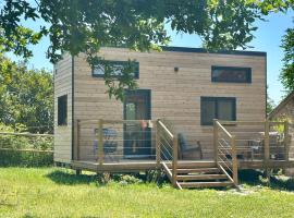 tiny house & spa - Le Perche，位于Manou的小屋