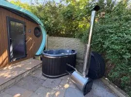 Elletson Park Wood fired Hot tubs, Caravans & Pods