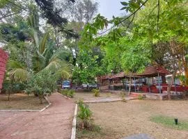 Cliff top yellagiri