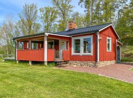 1 Bedroom Beautiful Home In Tranås，位于特拉诺斯的酒店