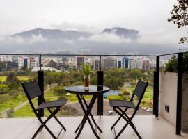 Top Rentals Qorner，位于基多的酒店