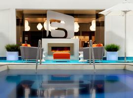 Aloft Hotel Calgary University，位于卡尔加里的酒店