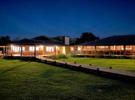 Irupé Lodge，位于科洛尼亚卡洛斯佩莱格里尼的酒店