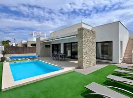 Modern villa with private pool at Golf Vistabella