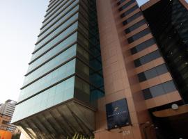 Boulevard Suites Ferrat，位于圣地亚哥的酒店
