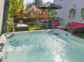 Huge 8 Bed Manor House with Hot Tub, Cinema Room, Games Room