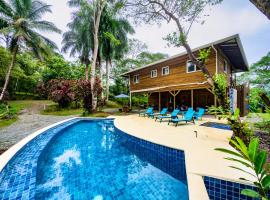 Toucan Hill Lodge，位于博卡斯德尔托罗的山林小屋