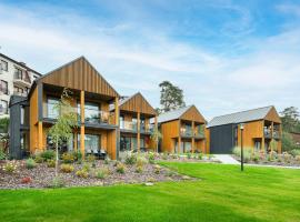 Morska Osada domki blisko morza，位于库瑞尼卡慕斯卡的带停车场的酒店