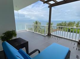 Cozy Shoreside Retreat Samana I-202，位于Punta Balandra的酒店